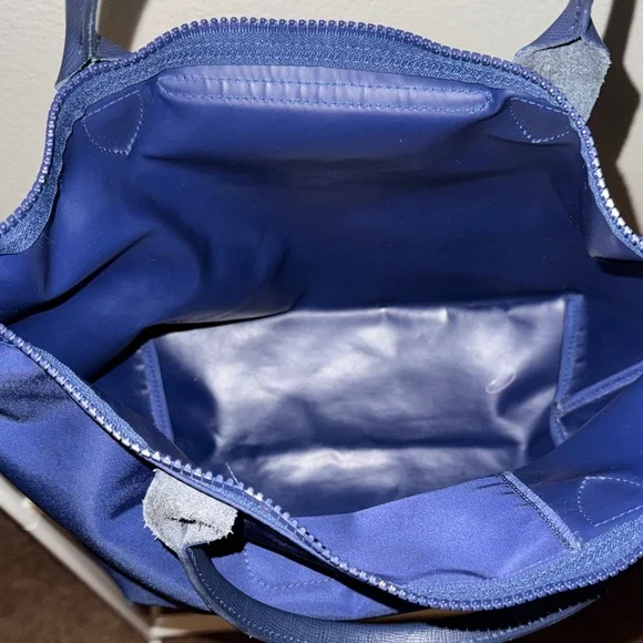 Longchamp Elegant Navy Blue Women's Bag - Picture 7 of 16